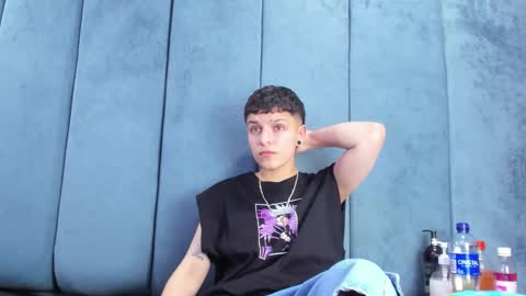 megan_thompsonn_ online show from 03-18-26, 02:15