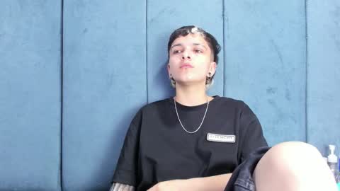 megan_thompsonn_ online show from 06-05-26, 02:51