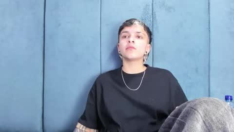 megan_thompsonn_ online show from 06-11-26, 02:44
