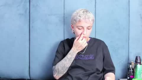 megan_thompsonn_ online show from 06-27-26, 02:49
