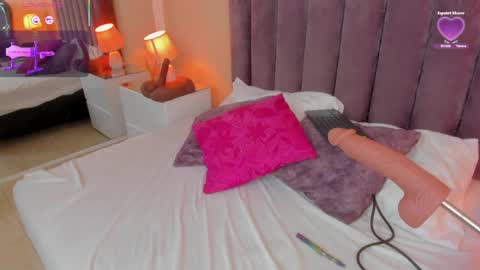  Megan  online show from 04-03-26, 12:58