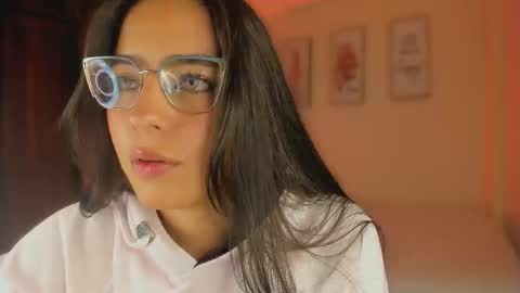 Snapshot of megan_vwv chatting on 12-02-25, 02:28 megan online show from 12-02-25, 02:28