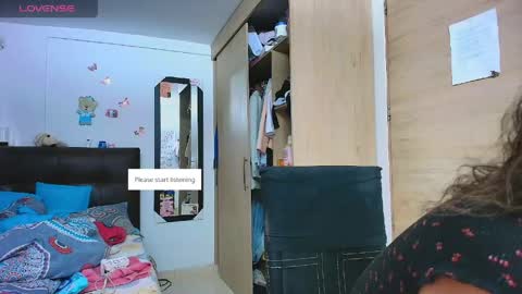 M E G A N   online show from 06-06-26, 08:46