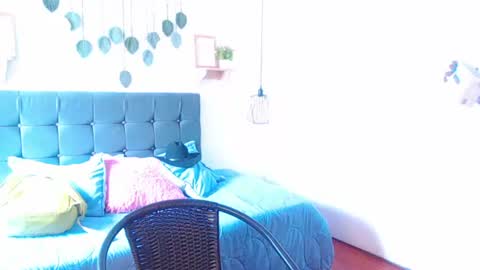 M E G A N   online show from 06-30-26, 07:37