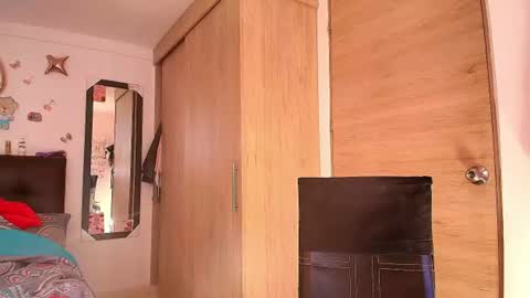 M E G A N   online show from 07-28-26, 09:14