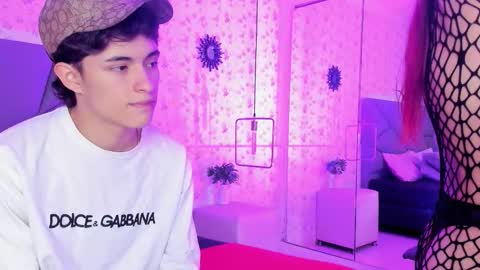 meganandtayler online show from 11-25-25, 12:05