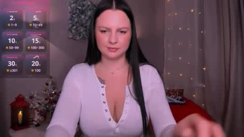 Meganberry online show from 12-17-25, 04:46