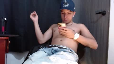 Megan online show from 04-09-26, 02:44