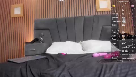 MeganFOXXI  online show from 11-25-25, 08:53