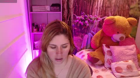 MEGAN online show from 04-09-26, 10:09