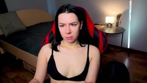 Snapshot of meganluss chatting on 05-06-26, 03:46 meganluss online show from 05-06-26, 03:46