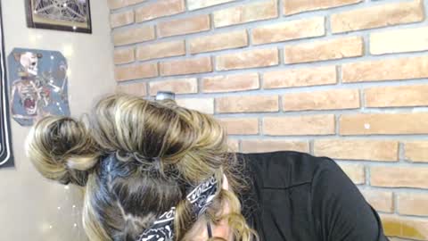 Snapshot of meganluv69 chatting on 12-28-24, 10:47 Lovely Megan online show from 12-28-24, 10:47