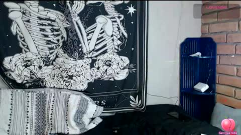 Snapshot of meganluv69 chatting on 02-25-25, 06:42 Lovely Megan online show from 02-25-25, 06:42