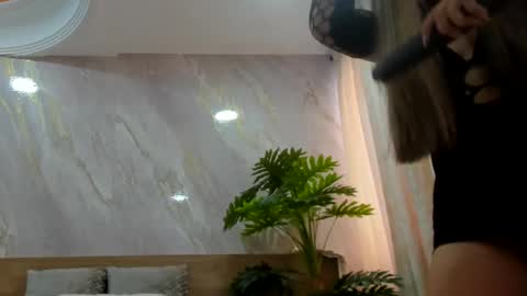 Megan online show from 10-17-25, 02:52