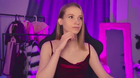 megan online show from 03-28-26, 05:45