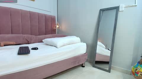 Megan  online show from 02-01-25, 07:34