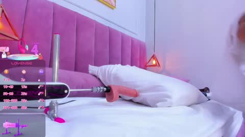 Megan  online show from 03-08-25, 10:45