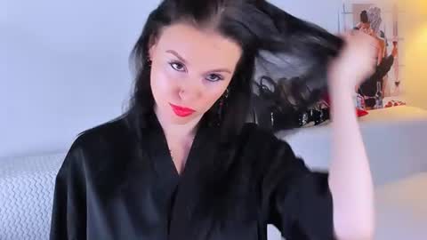 Megan online show from 06-12-26, 10:08