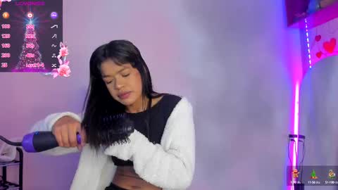 Snapshot of meganthompsonn chatting on 02-10-25, 12:50 Megan online show from 02-10-25, 12:50