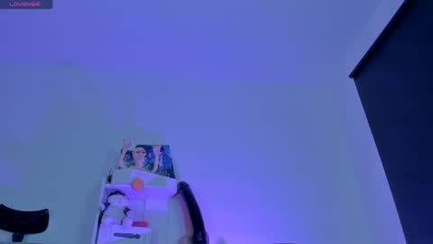 Megan online show from 04-07-26, 03:12