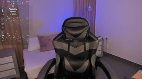 M E G A R A  online show from 11-01-25, 02:13