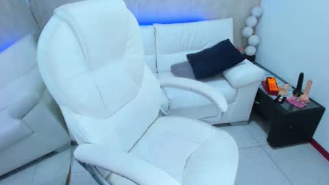 meggan online show from 01-17-25, 09:39