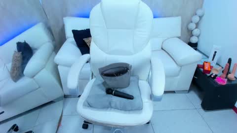 meggan online show from 01-29-25, 04:36