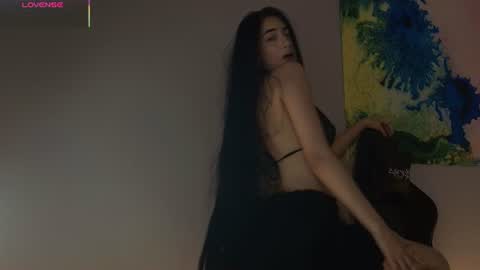 Snapshot of meggan_luxx chatting on 06-20-26, 11:07 MEGGAN LUXX online show from 06-20-26, 11:07