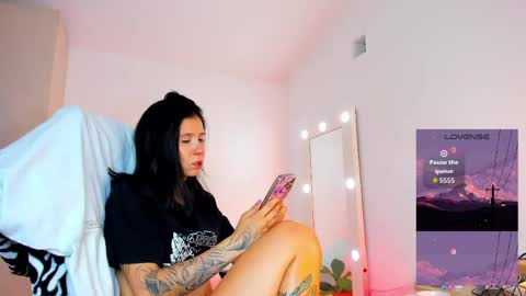 Juli online show from 06-02-26, 10:28