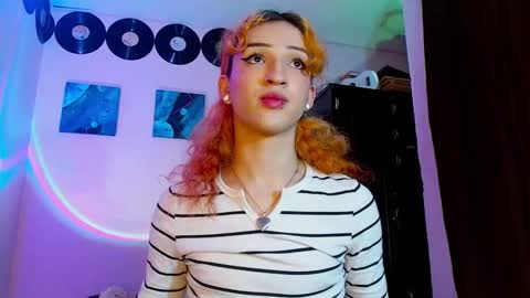 Snapshot of meghan_devil_ chatting on 09-12-25, 01:06 meghan_devil_ online show from 09-12-25, 01:06