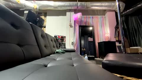 meghan online show from 12-16-24, 11:50