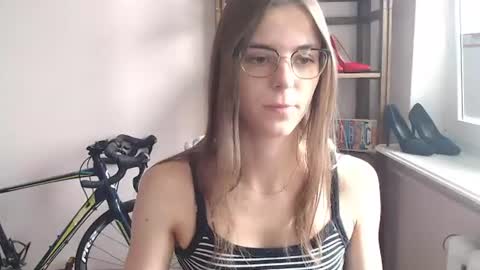 Snapshot of megi_erotic chatting on 07-04-26, 06:41 Megi online show from 07-04-26, 06:41