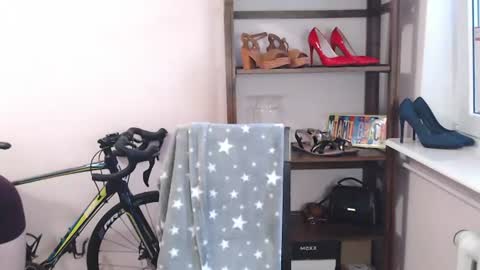 Snapshot of megi_erotic chatting on 07-11-26, 07:05 Megi online show from 07-11-26, 07:05