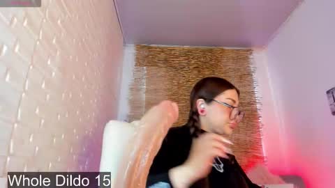 MELISSA online show from 10-18-25, 11:44