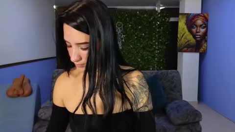 Mei online show from 11-08-25, 12:05