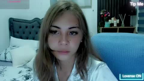 meiluxe online show from 07-28-26, 08:23
