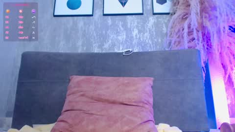 meily_soon online show from 02-01-25, 07:13