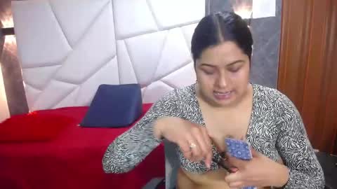 meipink online show from 05-27-26, 07:44