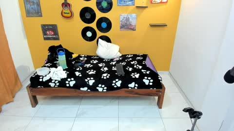 MEIS online show from 04-09-26, 06:19