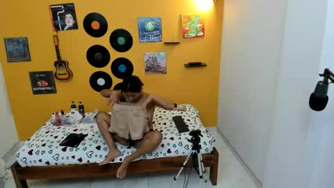 MEIS online show from 06-08-26, 02:34