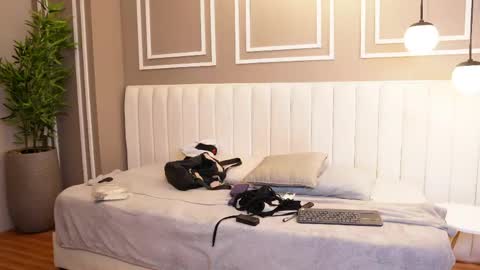 Snapshot of mekari_doll chatting on 03-15-26, 06:47 Mekari . online show from 03-15-26, 06:47