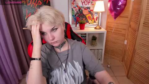 mekurisu online show from 03-11-25, 07:37