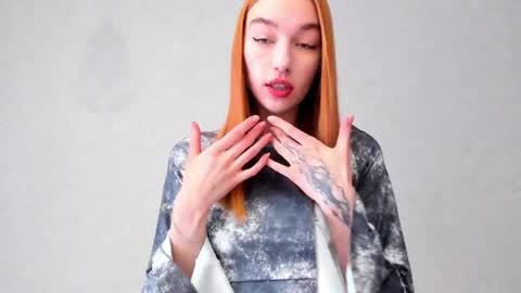 Snapshot of mel__lisa chatting on 05-10-26, 12:16 mel__lisa online show from 05-10-26, 12:16