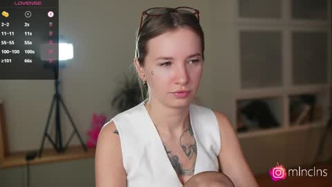 Snapshot of mel_collins chatting on 04-10-26, 07:40 MELANIE PVT ONLY 60TK PER MIN online show from 04-10-26, 07:40