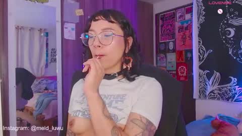 Melissa  -  -  Please help me to reach 100 thumbs up online show from 11-12-25, 01:06