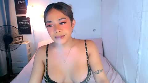 mel_rai14 online show from 08-02-26, 06:34