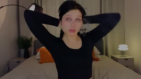 Snapshot of melan1e_ chatting on 12-08-24, 10:03 mel online show from 12-08-24, 10:03