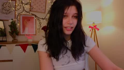 Snapshot of melan1e_ chatting on 01-03-25, 07:50 mel online show from 01-03-25, 07:50