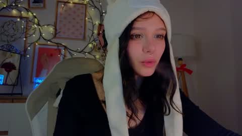 Snapshot of melan1e_ chatting on 01-30-25, 05:19 mel online show from 01-30-25, 05:19