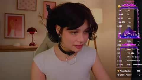 Snapshot of melan1e_ chatting on 02-19-25, 06:00 mel online show from 02-19-25, 06:00